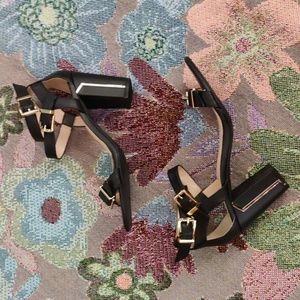 Jessica Simpson buckle strappy heels